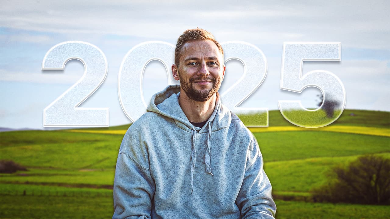 Youtube Thumbnail – 2025